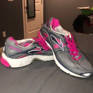 BROOKS running shoes